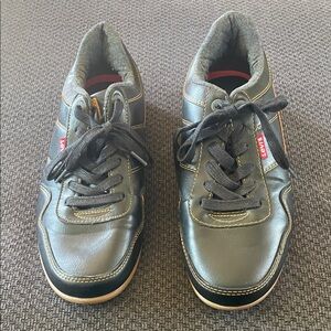 Levi's Men's Black Leather-Look Sneakers Size 10